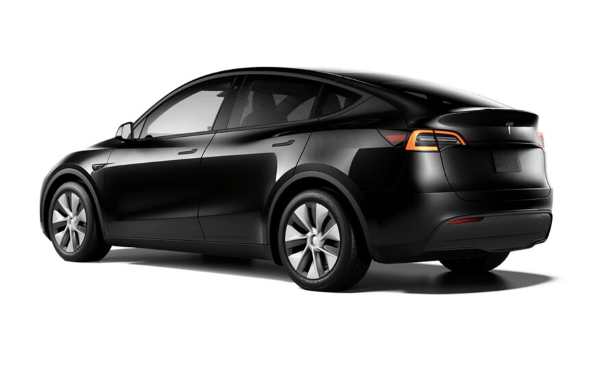 Tesla Model Y Dual Motor Long Range+VAT QUALIFYING
